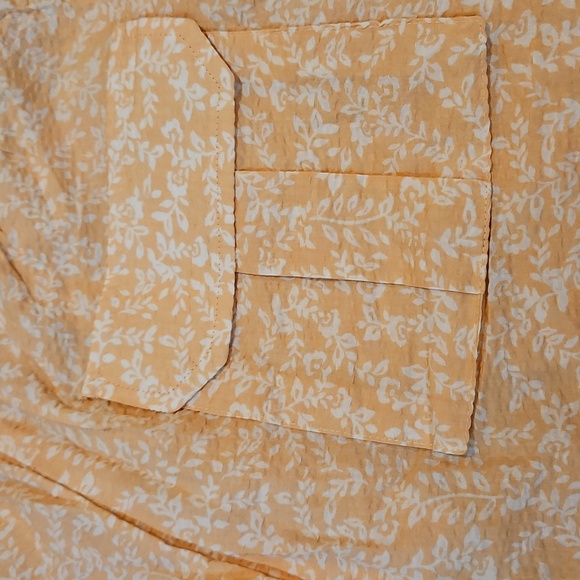 WAYF NAIMA shorts NWT elastic waist with pockets sz.S peach with white flowers - Picture 4 of 7